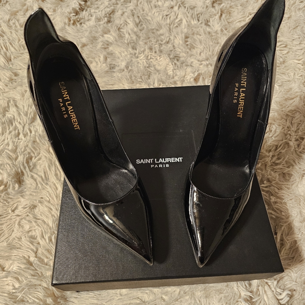 Saint Laurent Black Thorn Heels